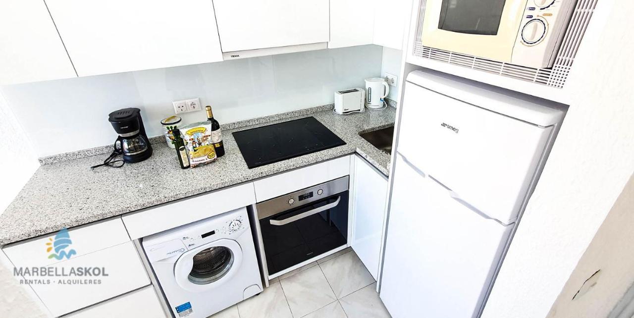 Skol 701. One Bedroom Duplex With Exceptional Sea Views. Марбеля Екстериор снимка
