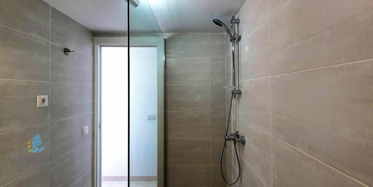 Skol 701. One Bedroom Duplex With Exceptional Sea Views. Марбеля Екстериор снимка